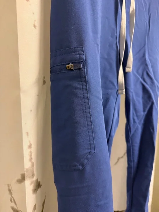 Figs Royal Blue Casma 2-pocket Scrub Top and Yola 11-pocket Scrub Pants. Size S - Picture 6 of 8